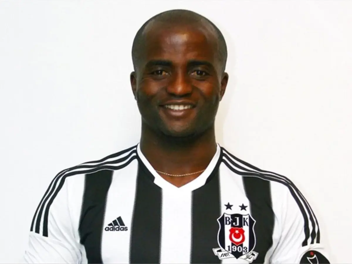 Dany Nounkeu Formayı Giydi