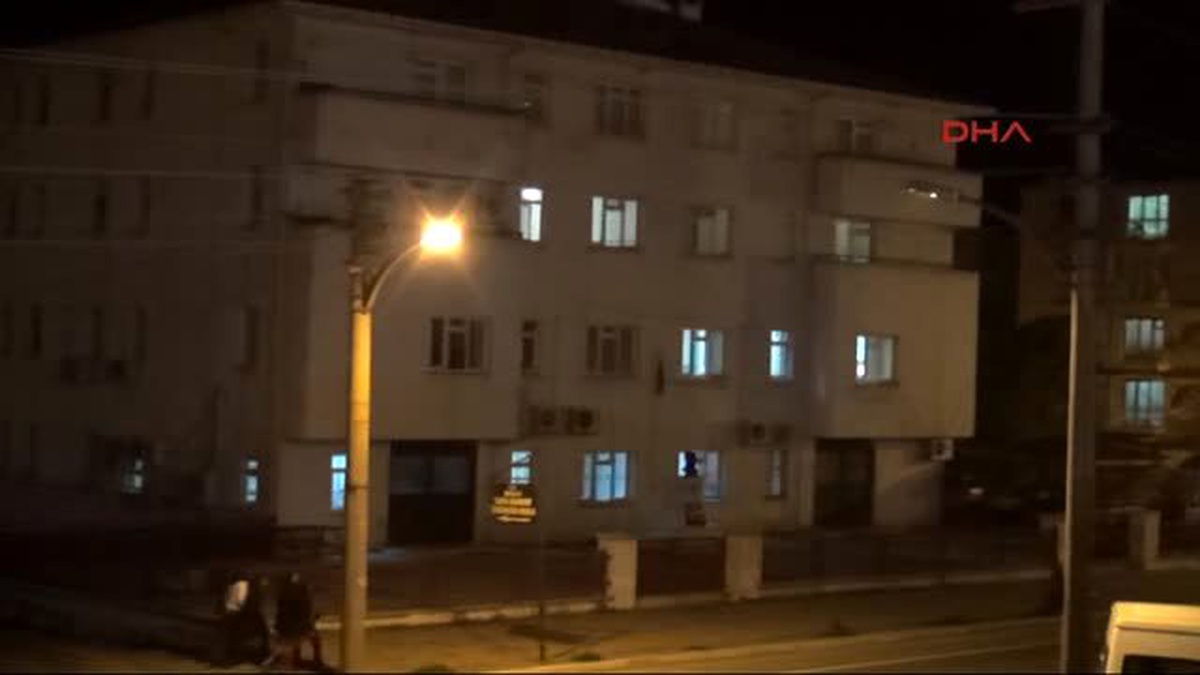 Emniyet Binasının Karışısında Aydınlatma Mayını Bulundu