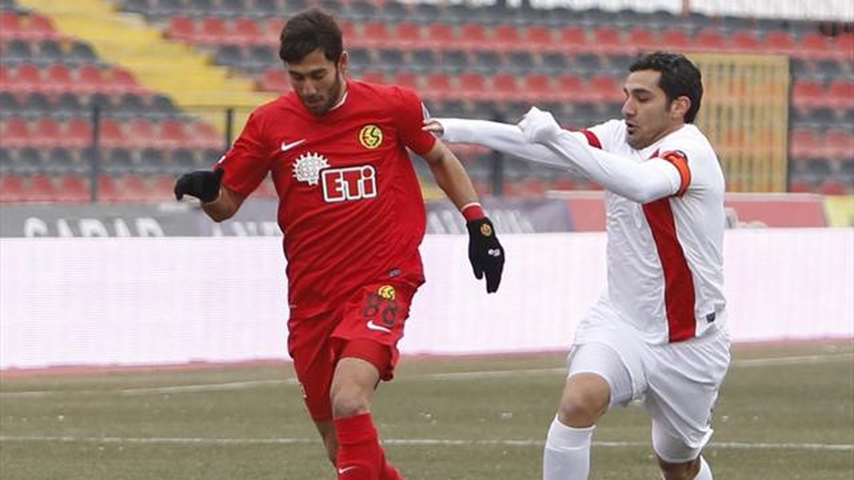 Galatasaray\'dan Bir Transfer Hamlesi Daha!