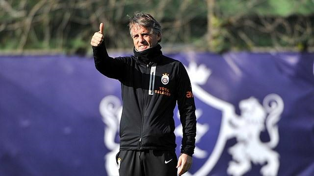 Mancini Şaşırtacak! Sürpriz 11