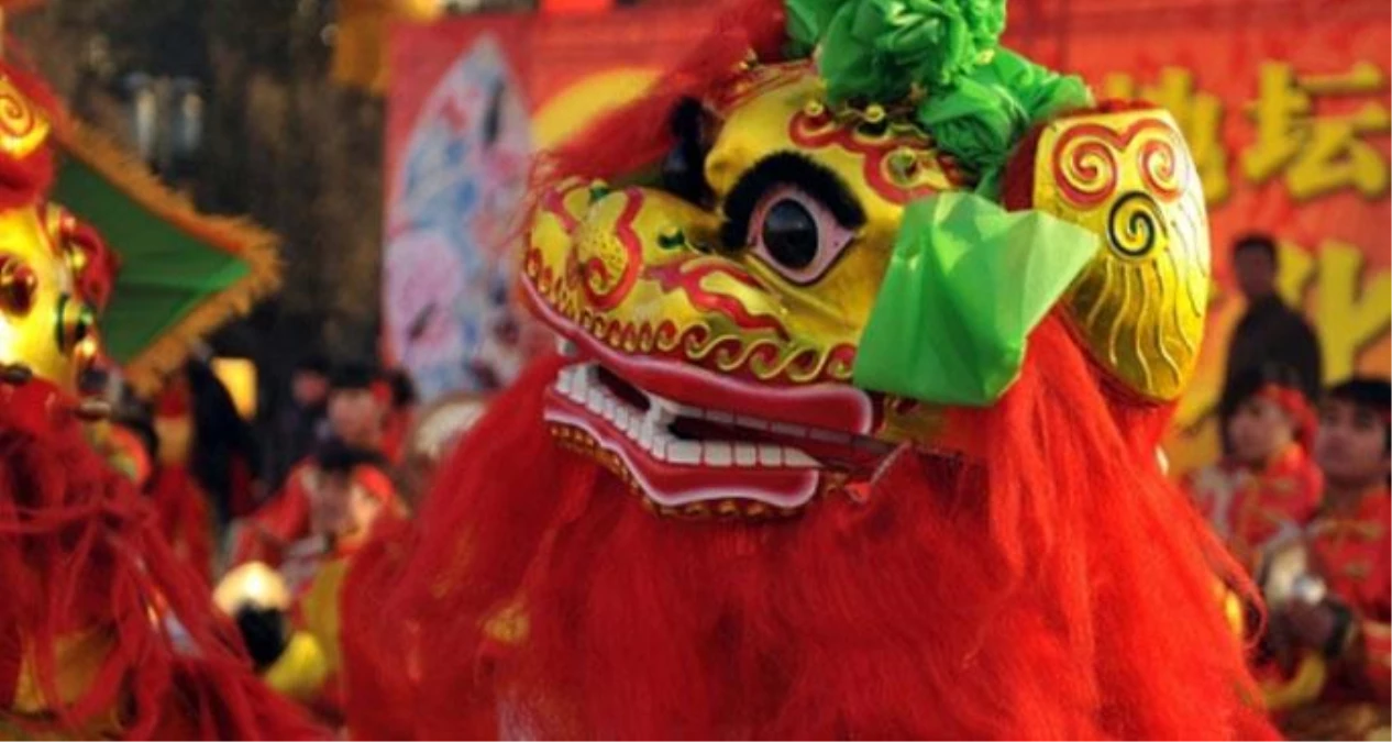 New York\'ta Yaşayan Çinliler "At Yılı"Nı Kutladı