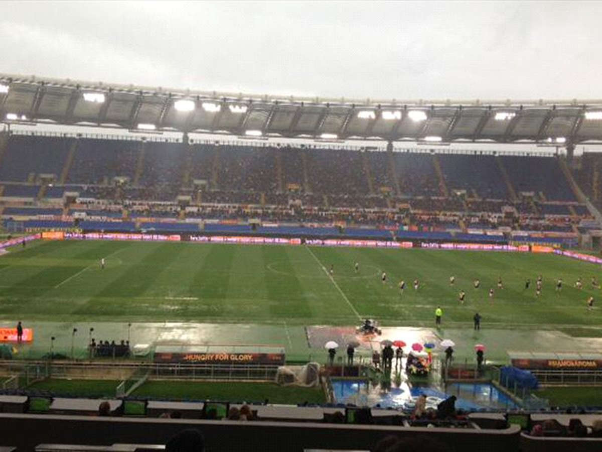 Roma-Parma Maçı Ağır Zemin Nedeniyle Tehir Edildi