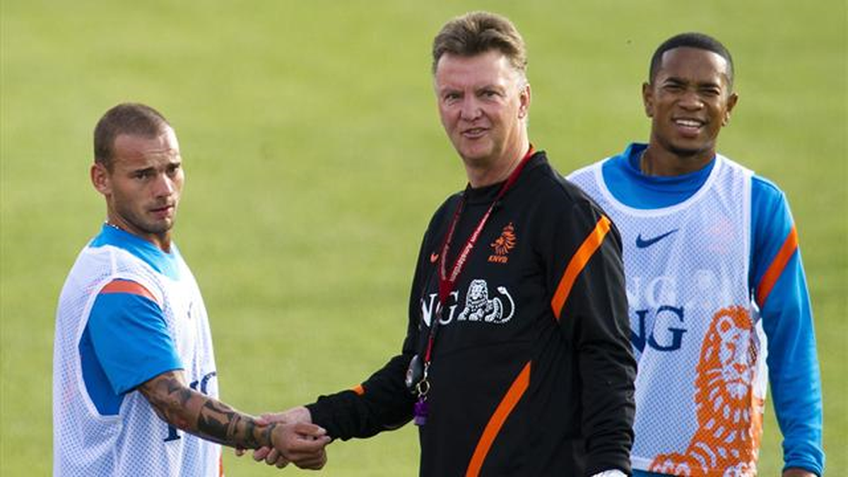 Sneijder Dünya Kupası\'nda Olacak Mı?