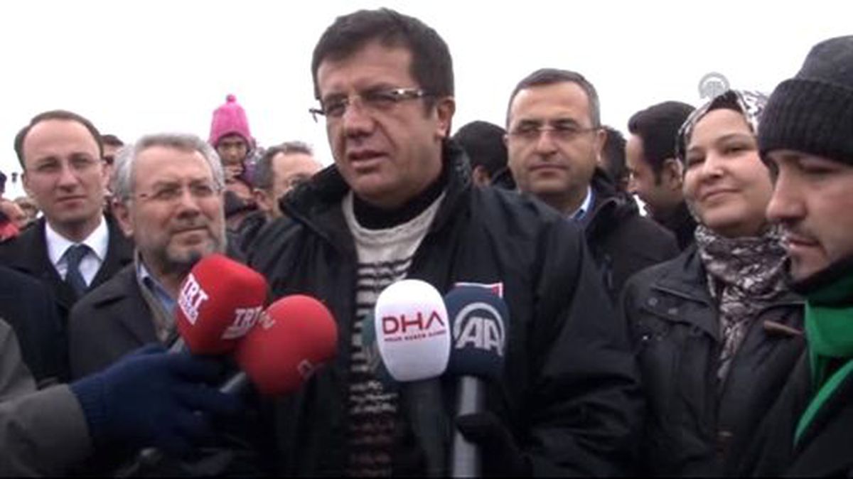Zeybekci, Kar Şenliğine Katıldı