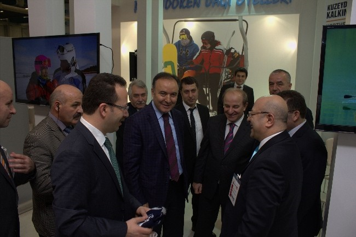 2014 Emıtt Fuarı\'nda Palandöken Standına Ödül