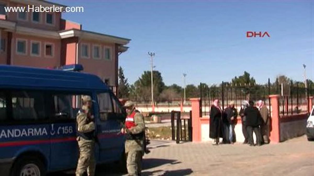 8,5 Aylık Hamile Kadını Töre İçin Öldüren 10 Kişi Adliyede