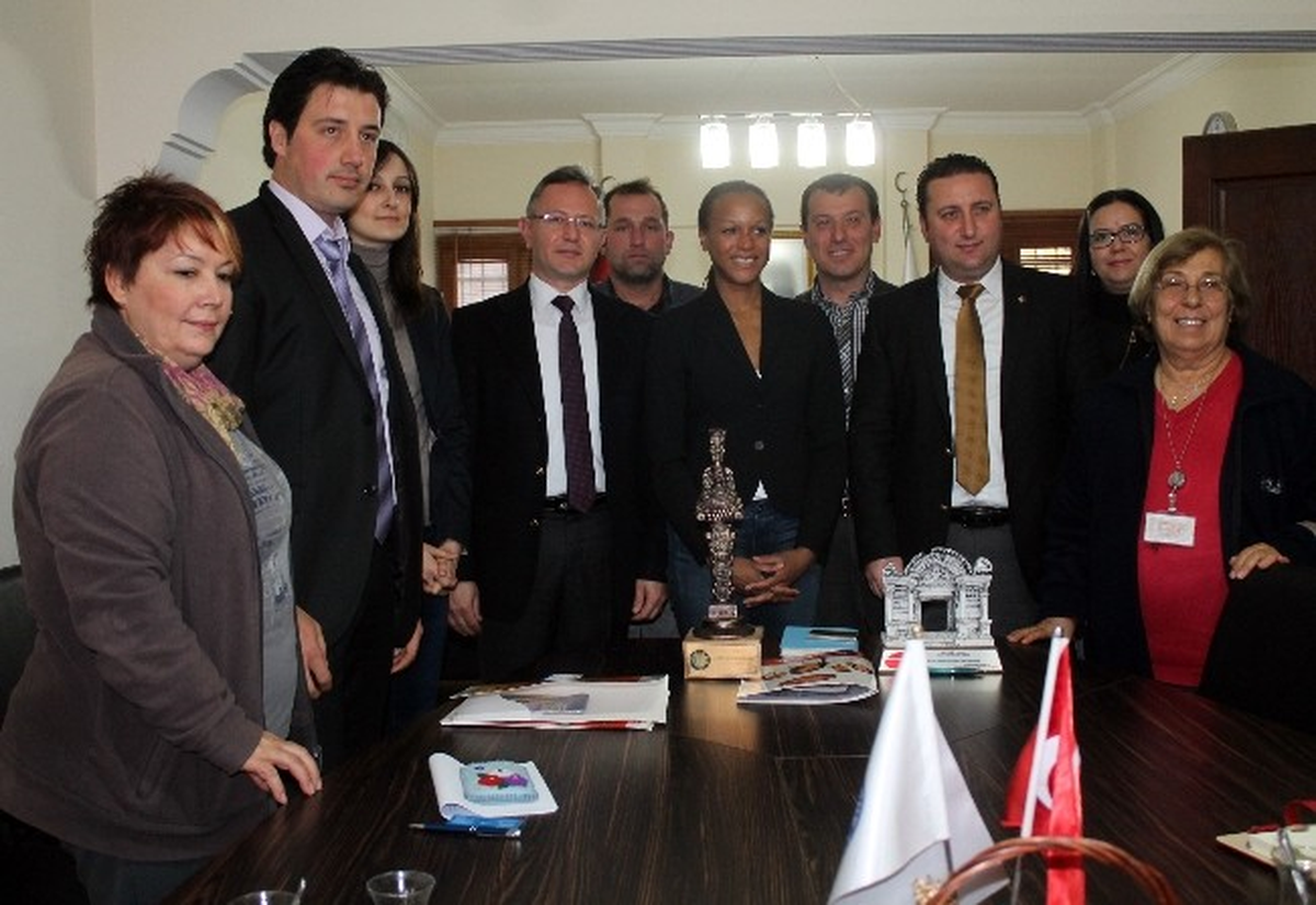 ABD\'li Vali Yardımcısı, Sağlık Turizmini Selçuk\'ta İnceledi