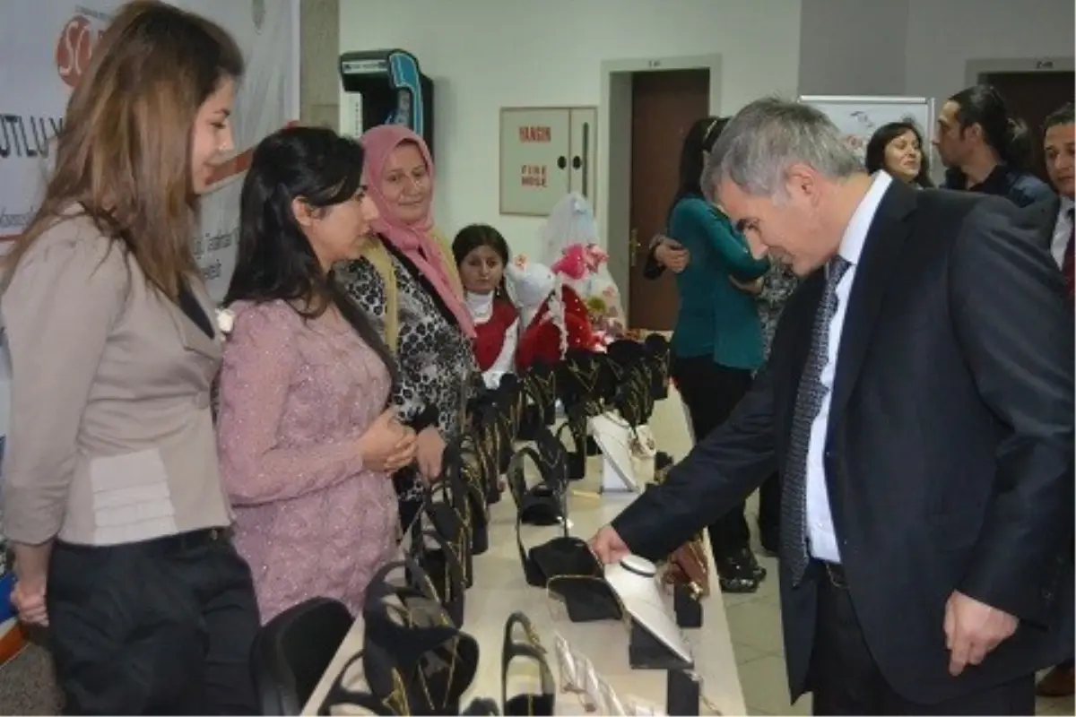Aksaray Adliyesi'nde Sergi