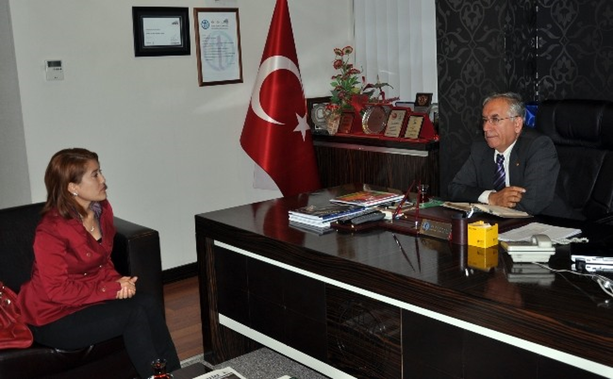 Arıcan\'a Acil Tıpçılardan Ziyaret