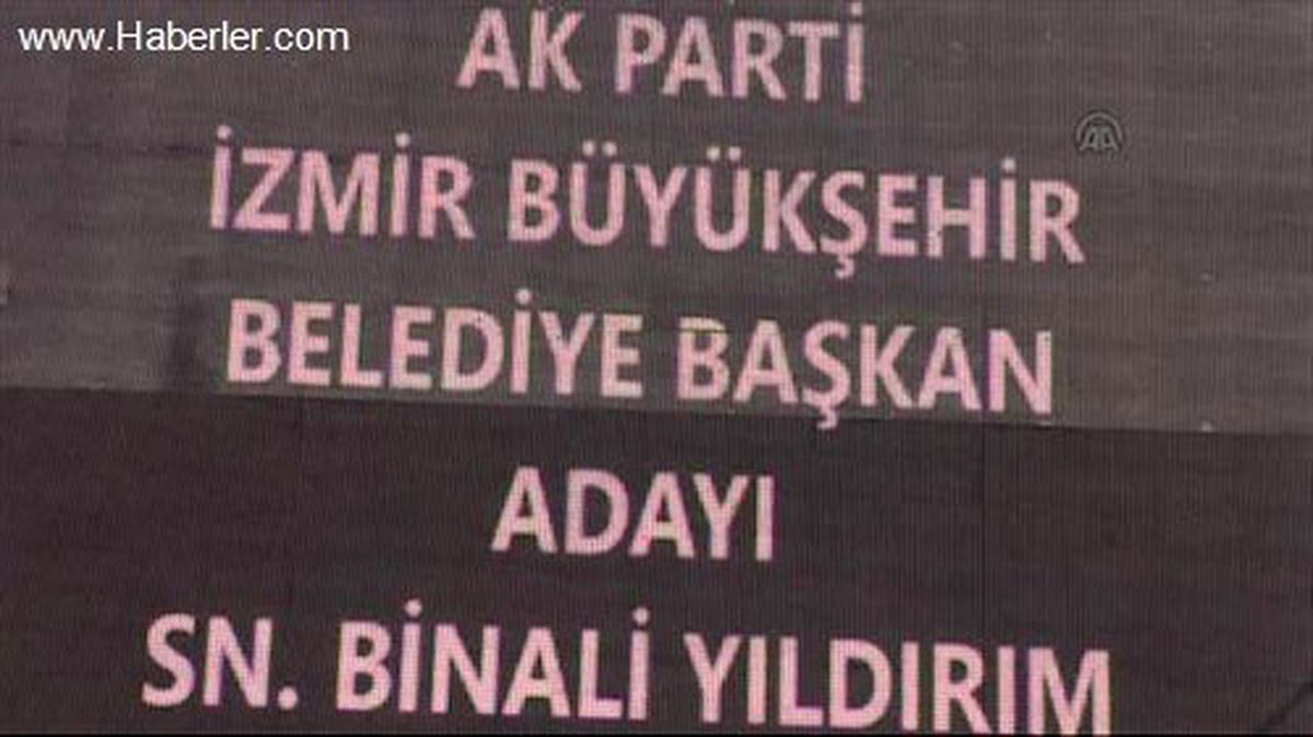 Arınç, İzmir Manisalılar Derneğini Ziyaret Etti