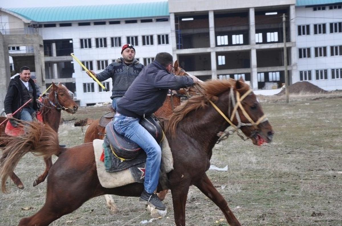 Ata Sporu Cirit Sandıklı\'da İlgi Görüyor