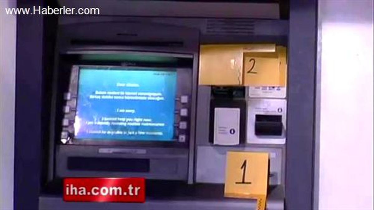 ATM\'de Kopyalama Cihazı Bulundu