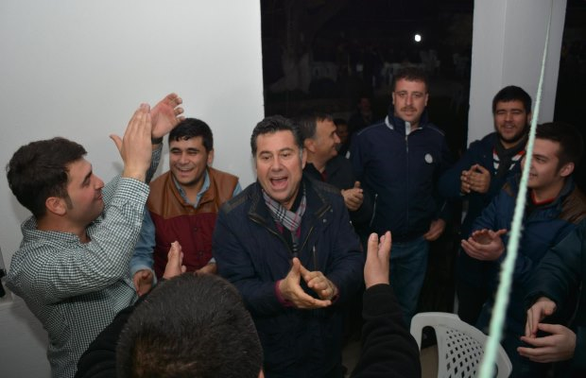 Başkan Kocadon Gündoğan\'da Asker Eğlencesine Katıldı