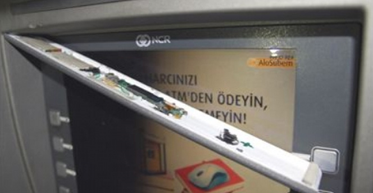 Bursa\'da ATM\'ye Kart Kopyalama Düzeneği