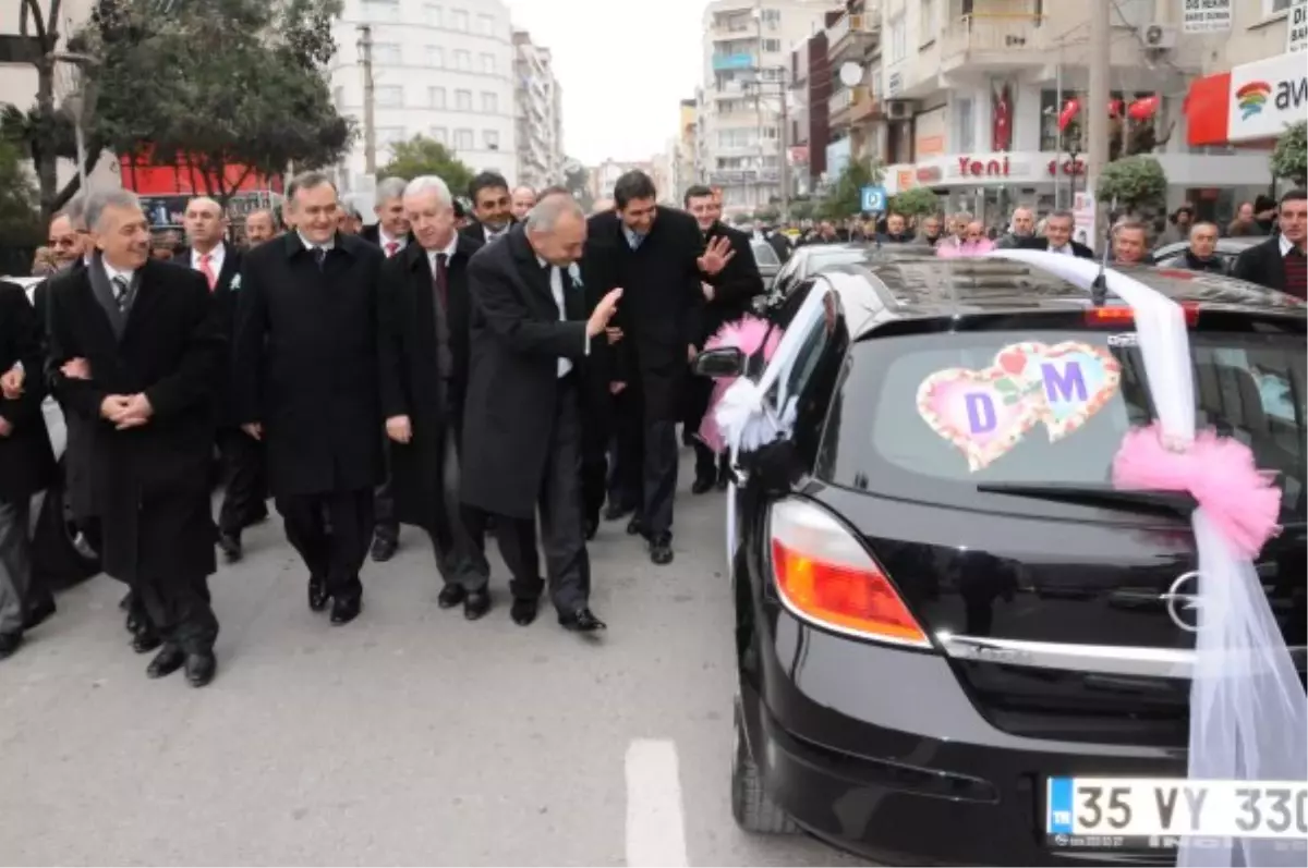 Çöllü\'den Görkemli Seçim Bürosu Açılışı