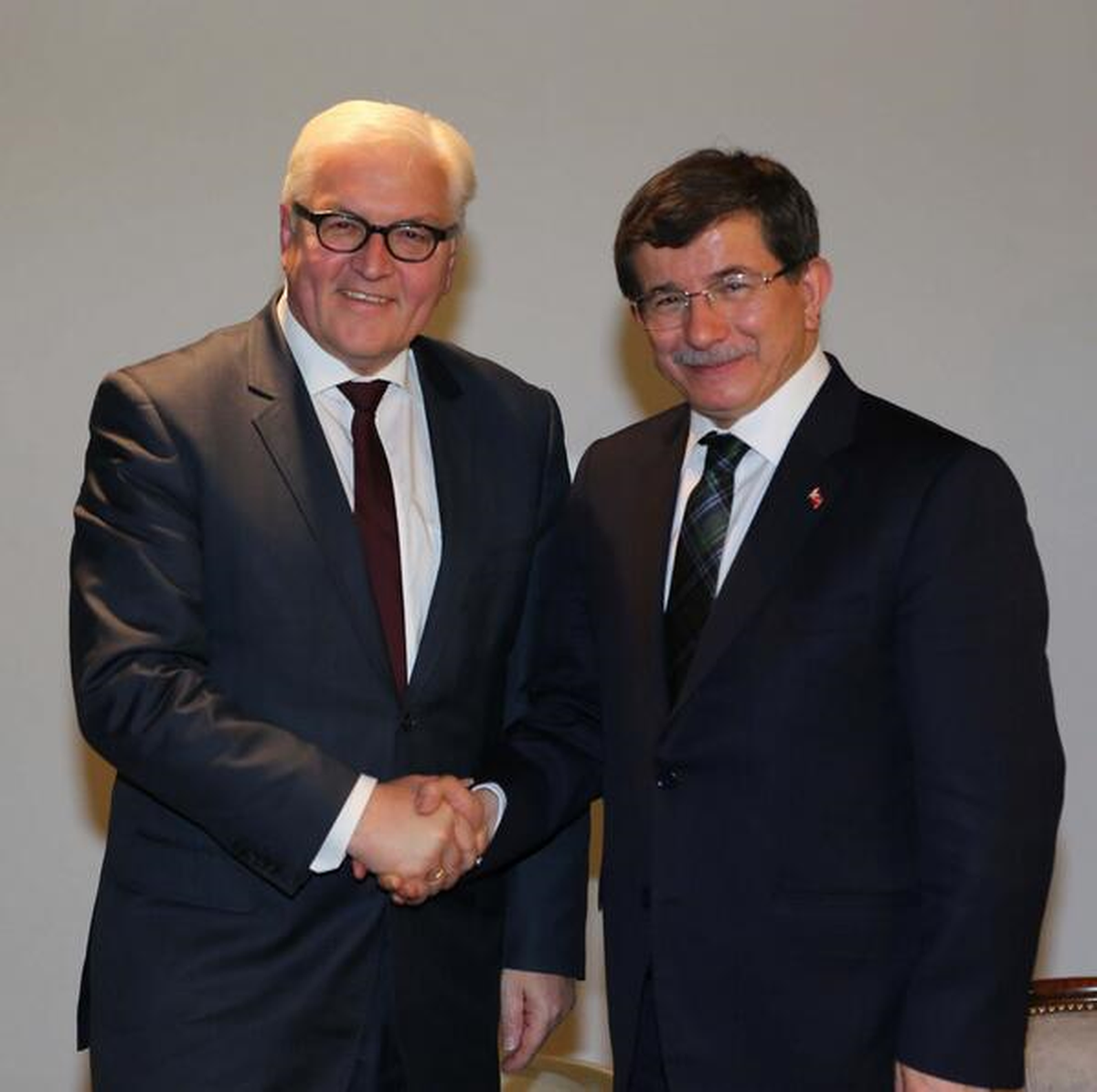 Dışişleri Bakanı Davutoğlu, Steinmeier\'le Görüştü