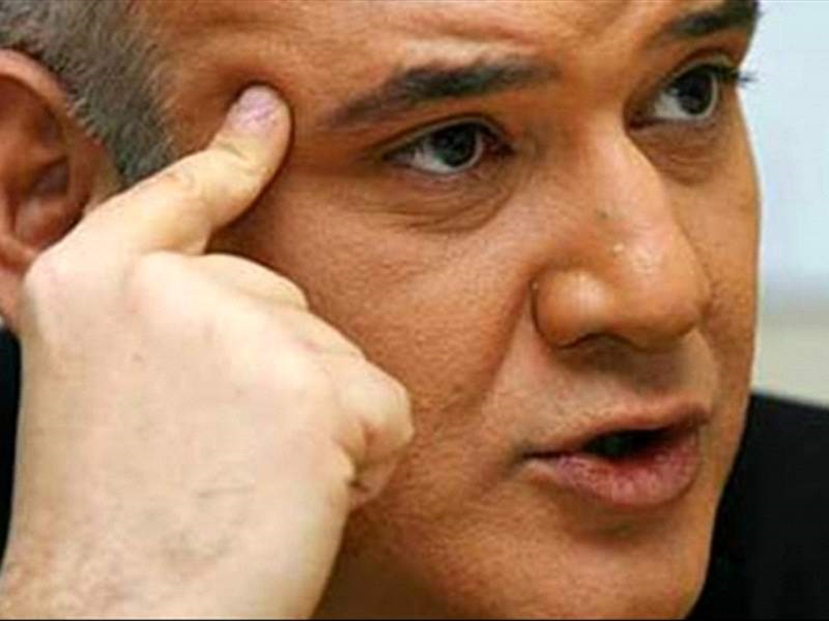 Galatasaray Ahmet Çakar\'ı Dava Ediyor