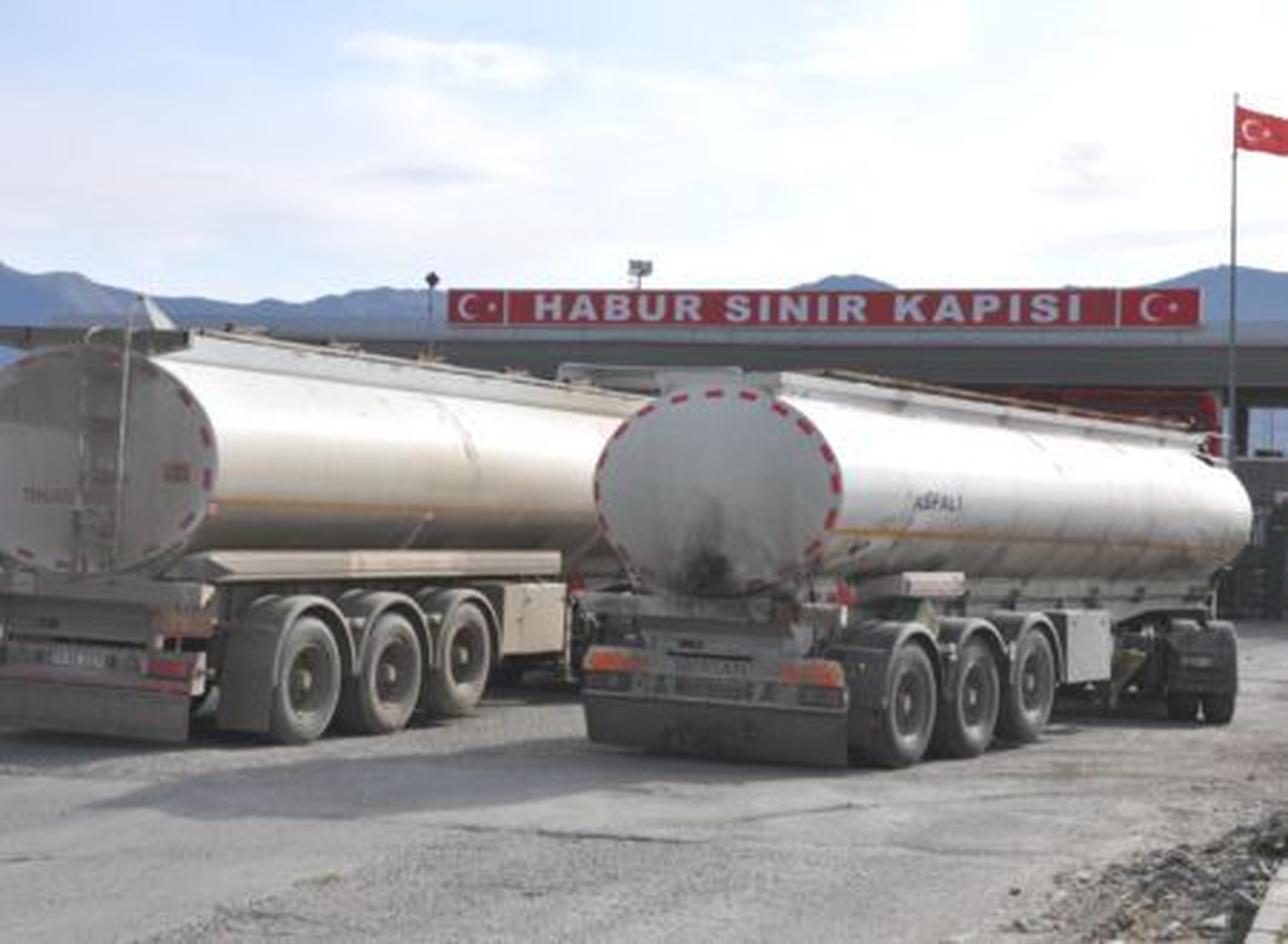 Habur\'dan bazı TIR\'ların kontrol edilmeden yurda giriş yaptığı iddiası