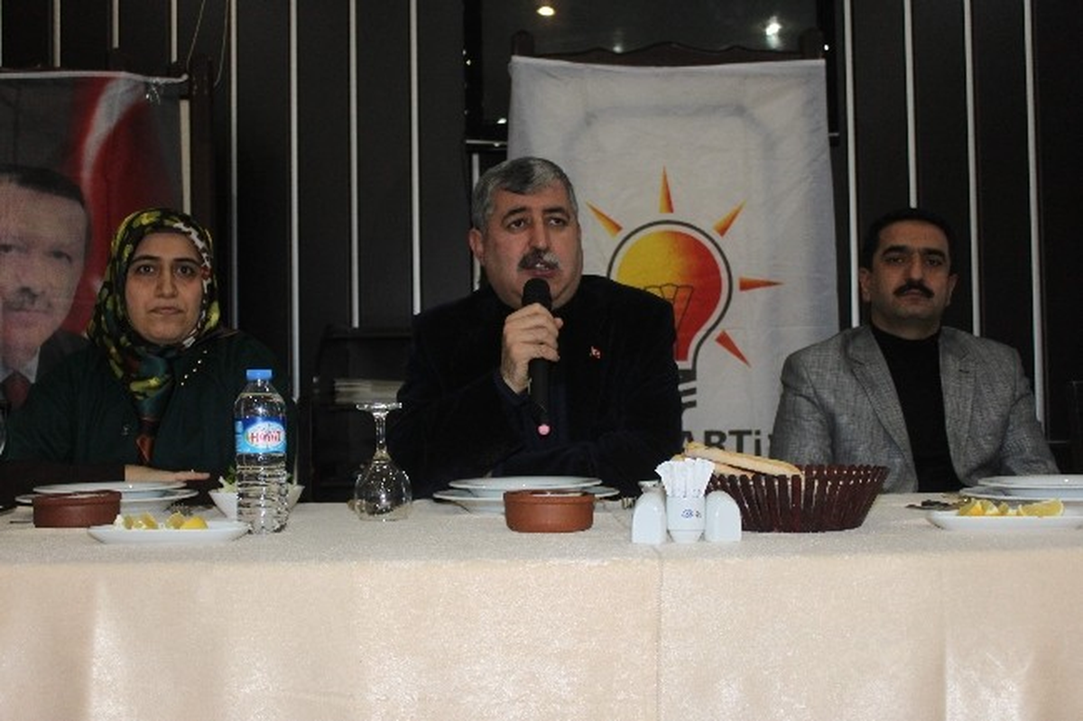 Hacı Uğur Polat, Kadın Kollarıyla Toplantı Yaptı