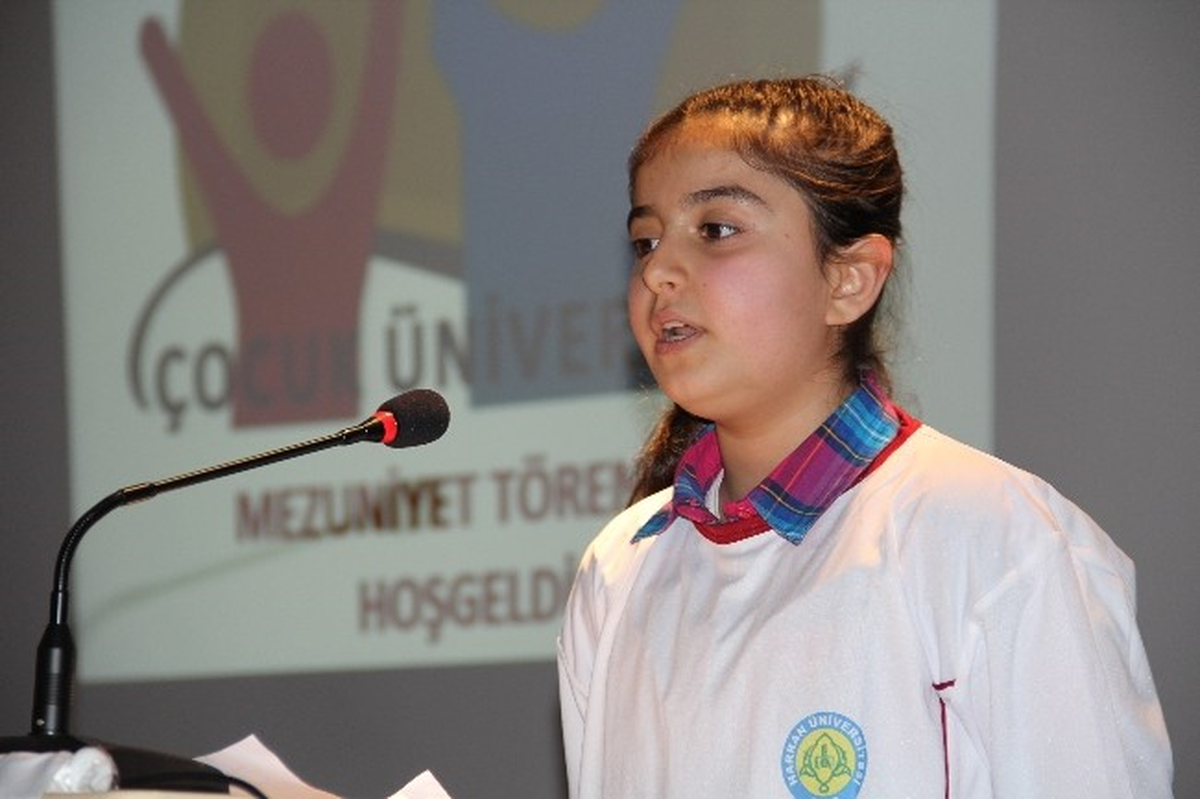 Harran Çocuk Üniversitesi İlk Mezunlarını Verdi