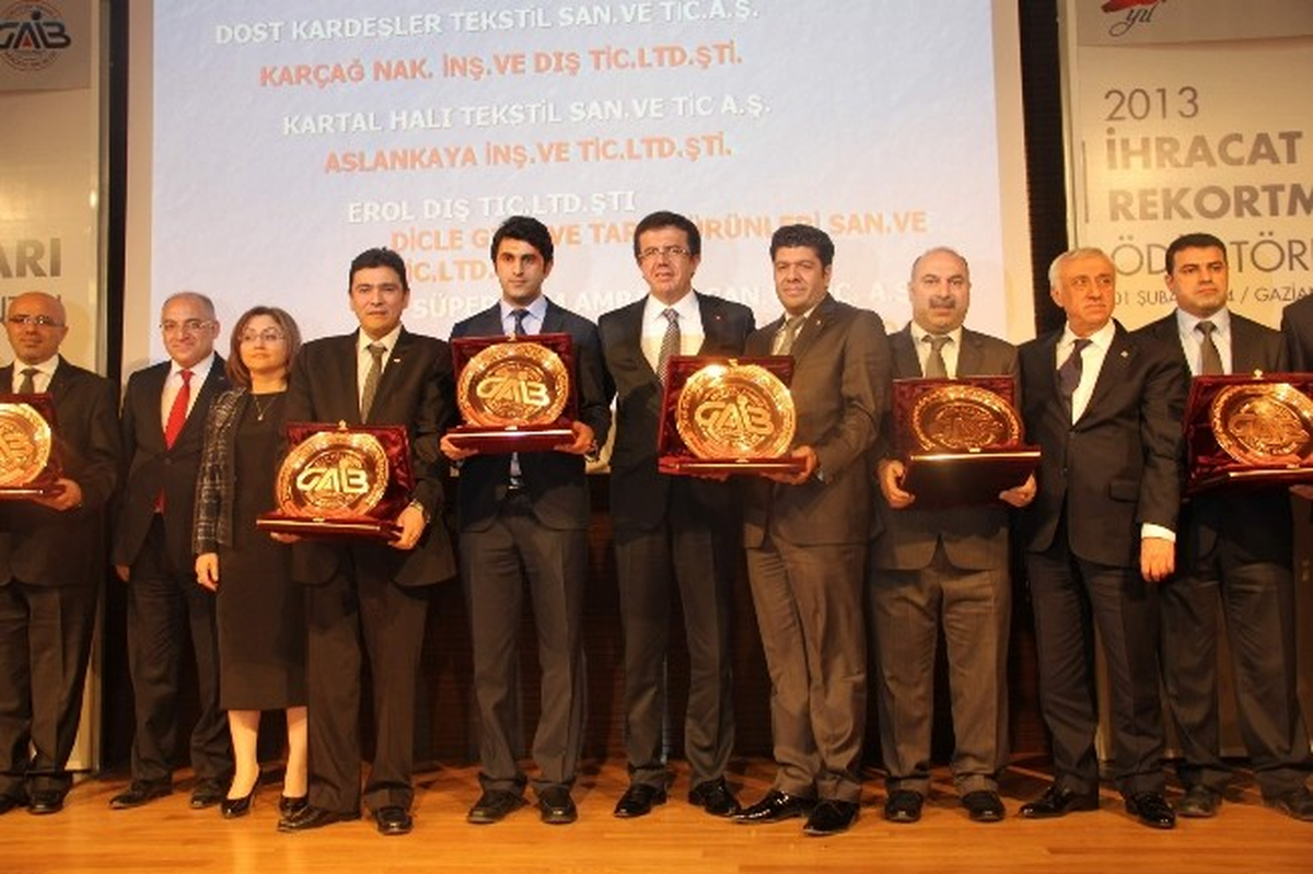 İhracat Rekortmeni Acarsan Holding\'e Ödül