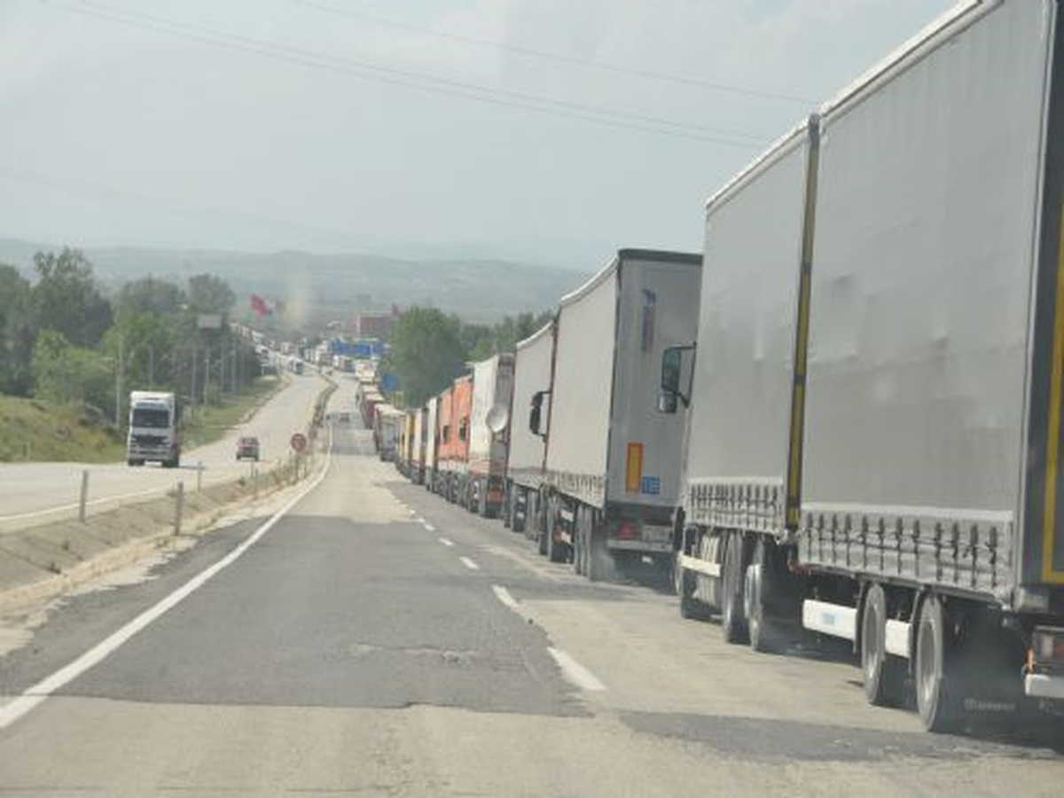 İpsala\'da 16 Kilometrelik Kuyruk Oluştu