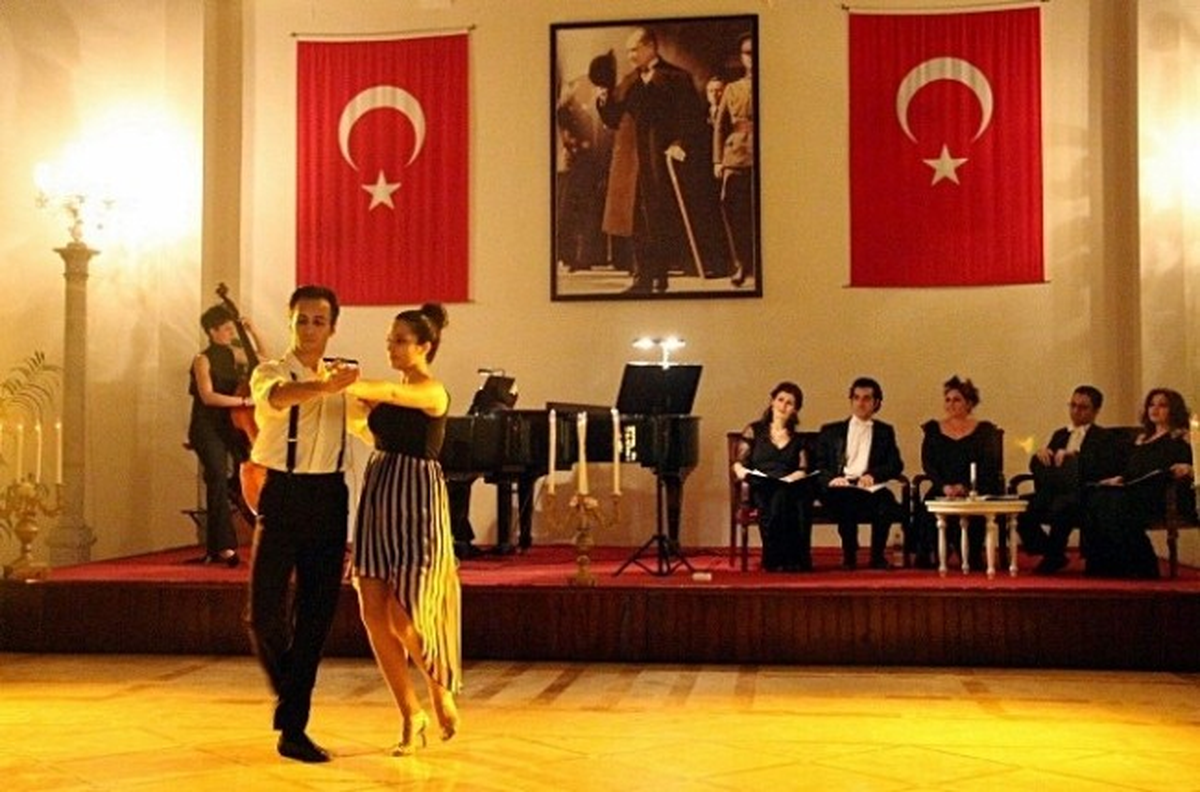 Mersin Devlet Opera ve Balesinden Tango Gecesi