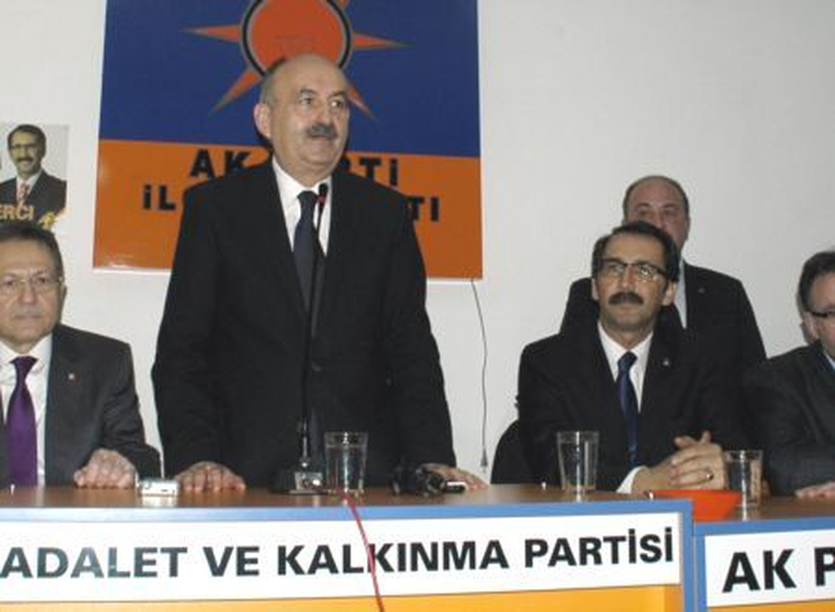 Müezzinoğlu, Bandırma seçim bürosu açtı -