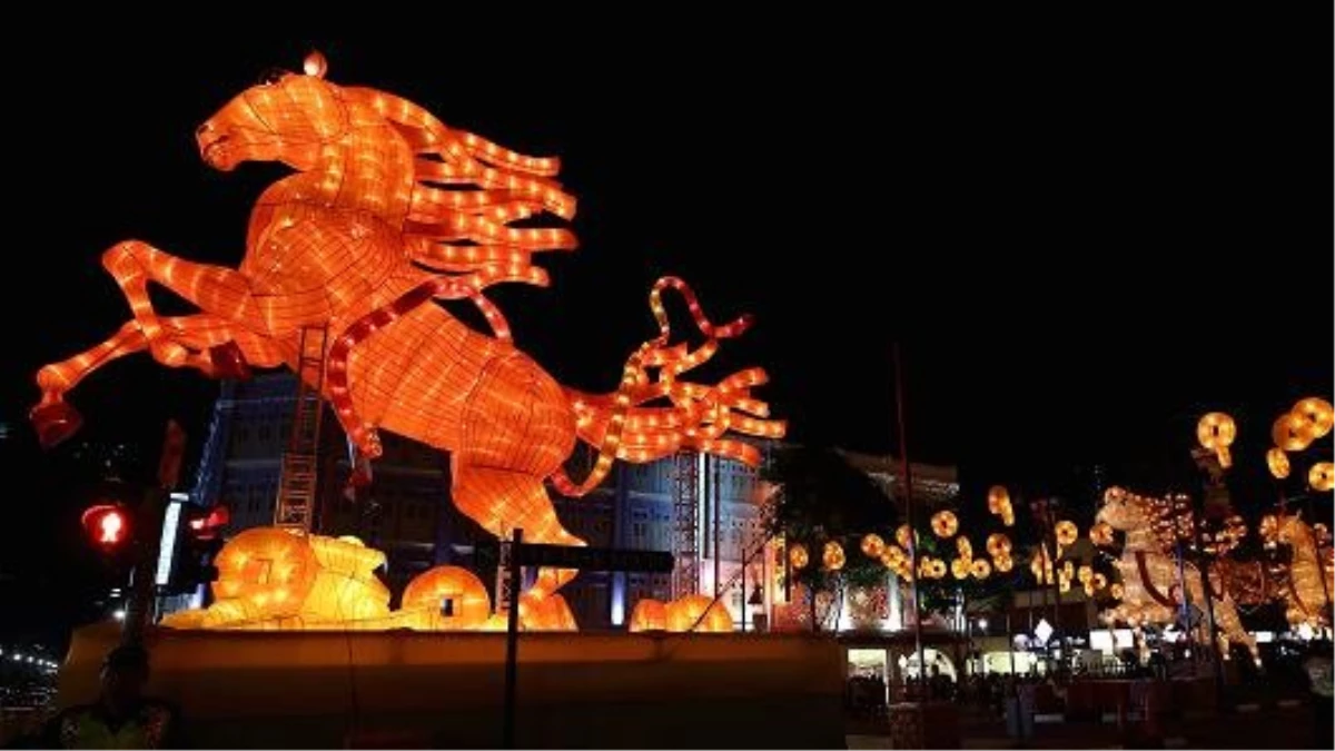 New York\'ta Yaşayan Çinliler At Yılını Kutladı
