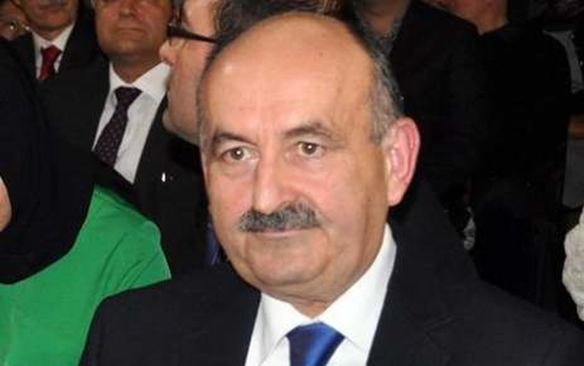 Sağlık Bakanı Müezzinoğlu Gönen\'de