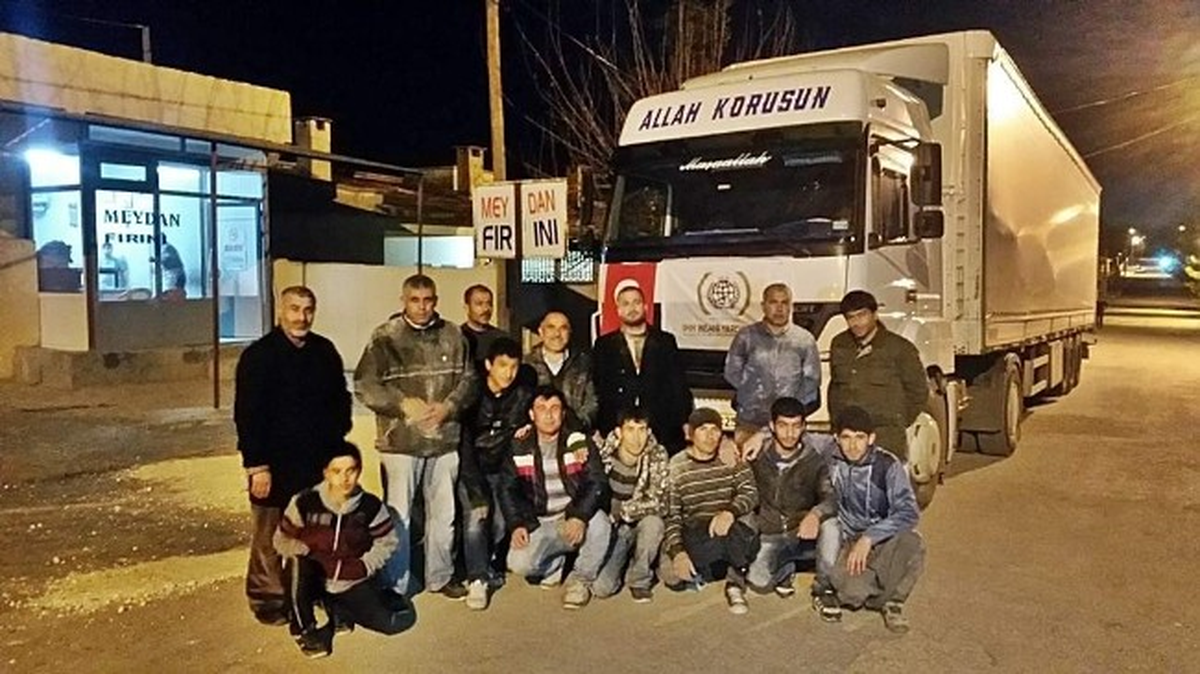 Samsat Halkı Suriyeli Vatandaşlara Duyarsız Kalmadı