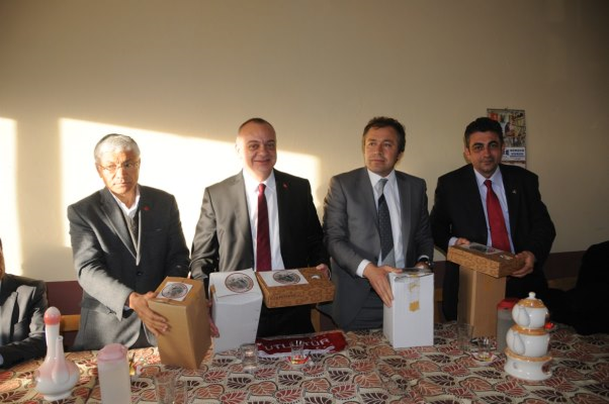 Selendi Köyleri\'ne Hizmet Sözü