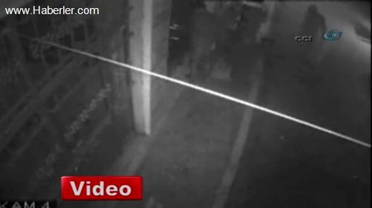 Denizli\'de Sırt Sırta Verip Soygun Yaptılar