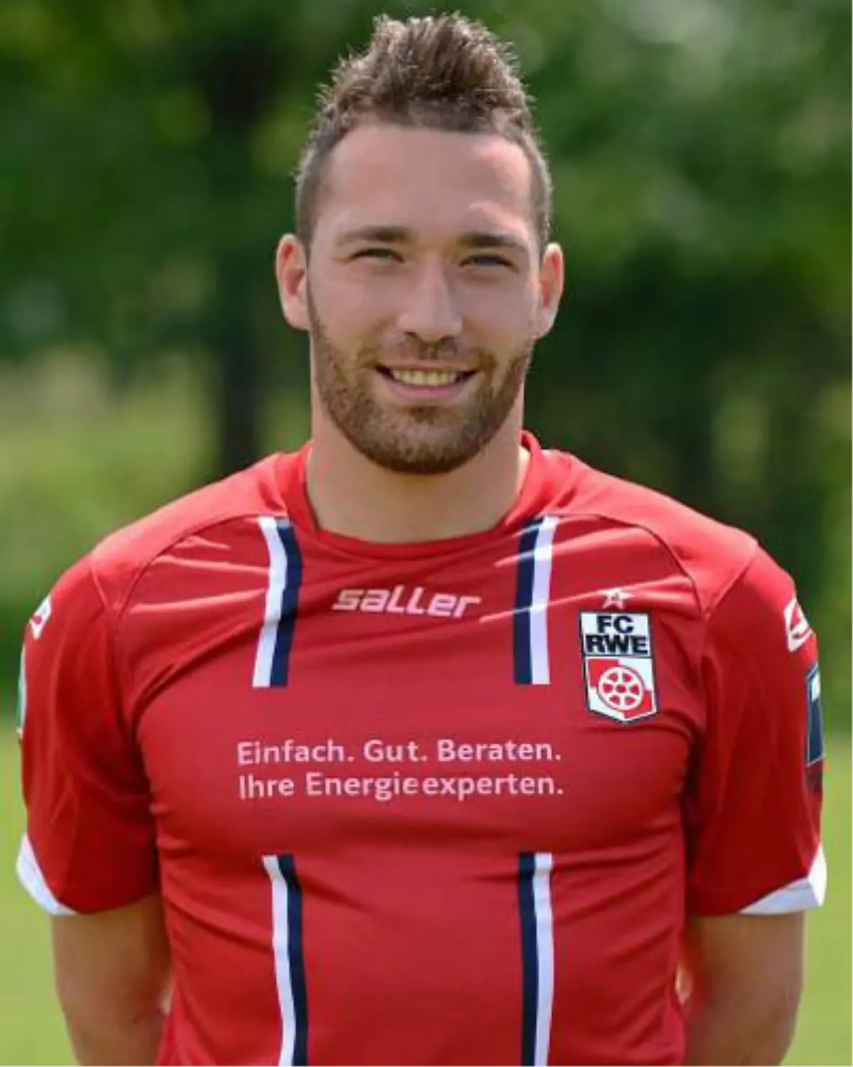 Sivasspor, Aykut Öztürk\'ü Renklerine Bağladı