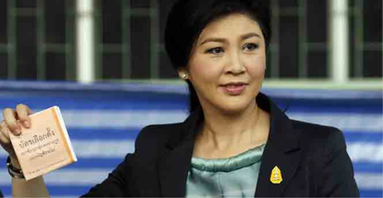 Tayland Başbakanı Yanlış Sandığa Oy Attı