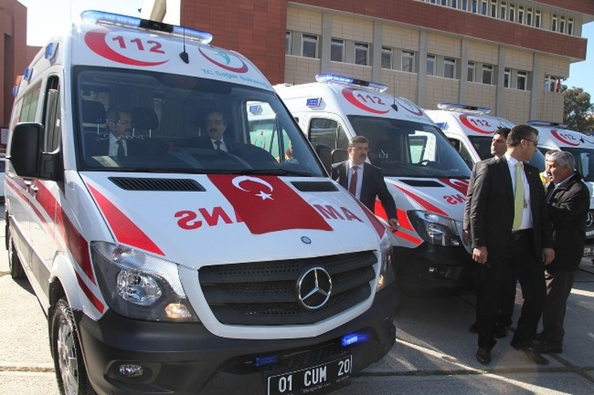 Yeni Ambulanslar Adanalı\'nın Hizmetinde