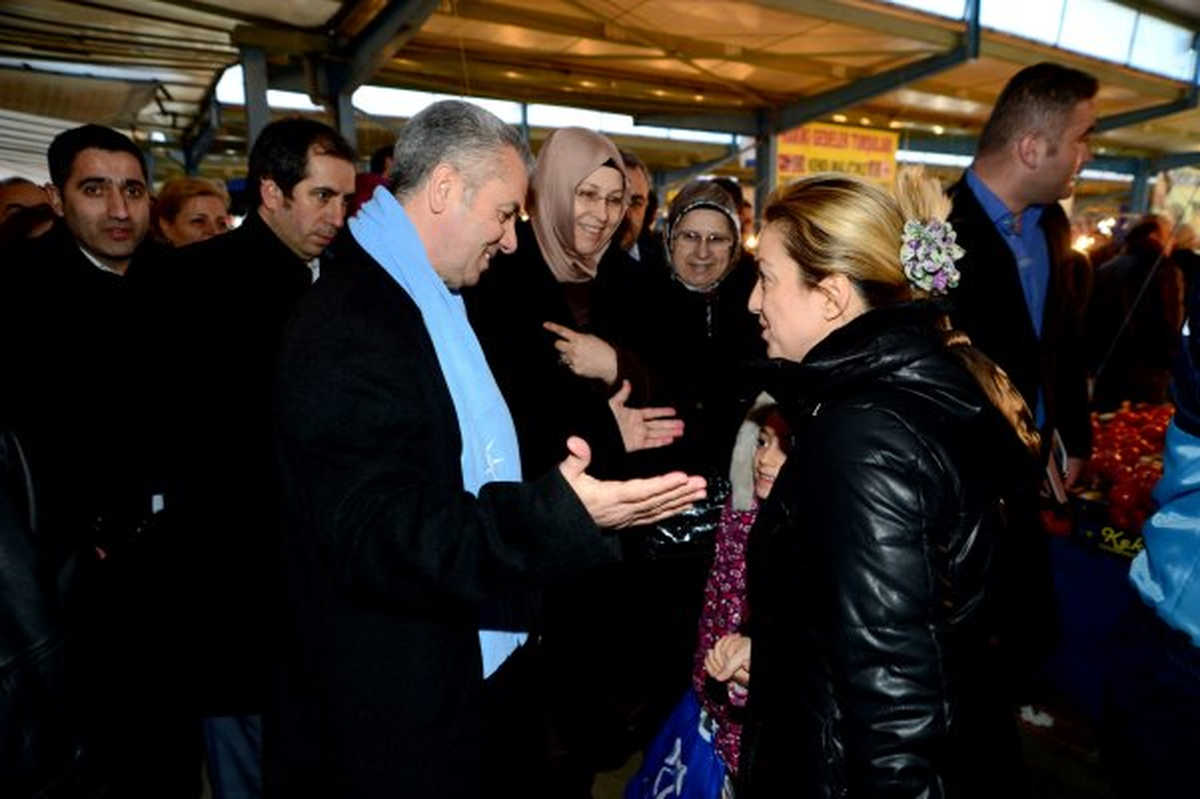 Başkan Uzun\'a Coşkulu Karşılama