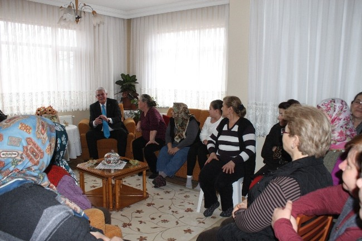 Edirne Belediye Başkanısedefçi\'nin Ev Ziyaretleri Devam Ediyor