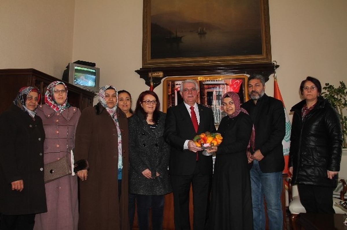 Edirne Kadın Gelişim Merkezleri Yardımlaşma ve Dayanışma Derneği\'nden Sedefçi\'ye Ziyaret