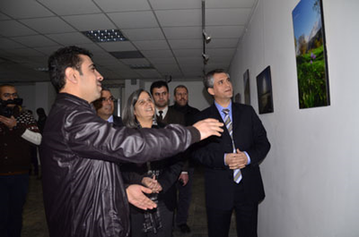 Eşbaşkan Adayları Güney\'in Renkleri Sergisinde