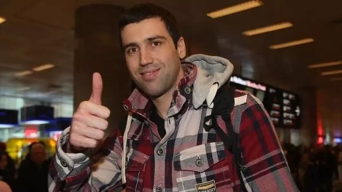 Fenerbahçe Ülker\'in Yeni Transferi Sekulic, İstanbul\'a Geldi