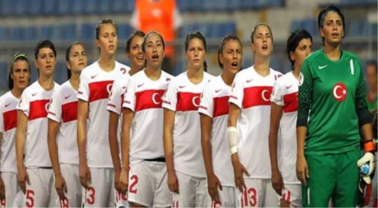 Futbol: 2015 FIFA Kadınlar Dünya Kupası Elemeleri