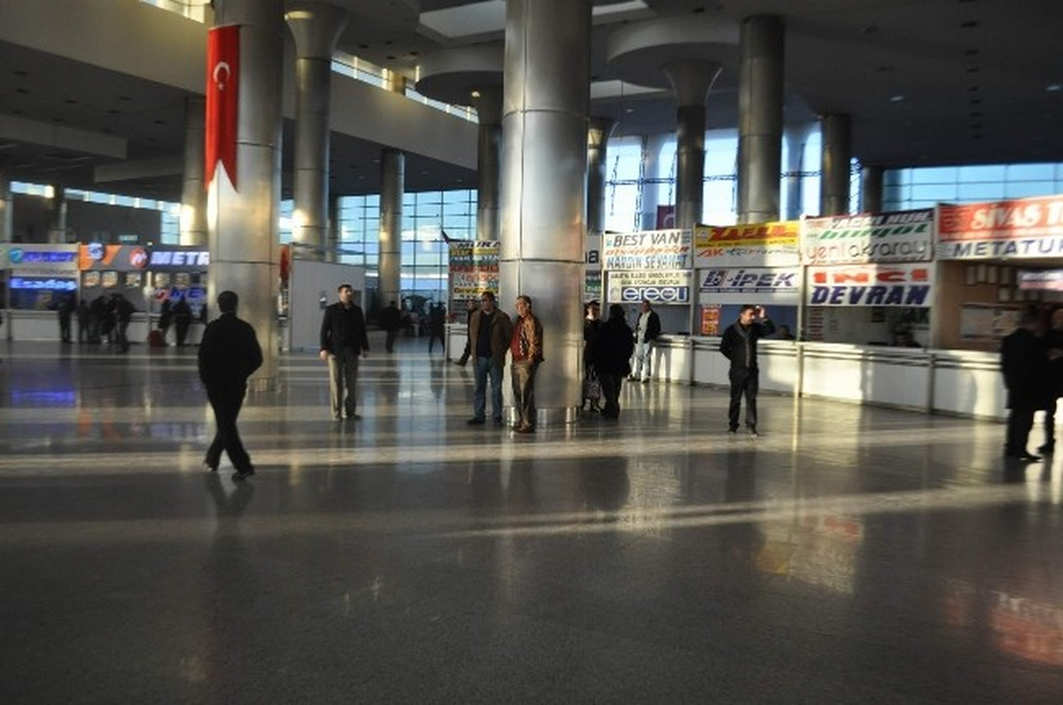 Kayseri\'de 18 Yaş Küçüklere Bilet Satılmayacak