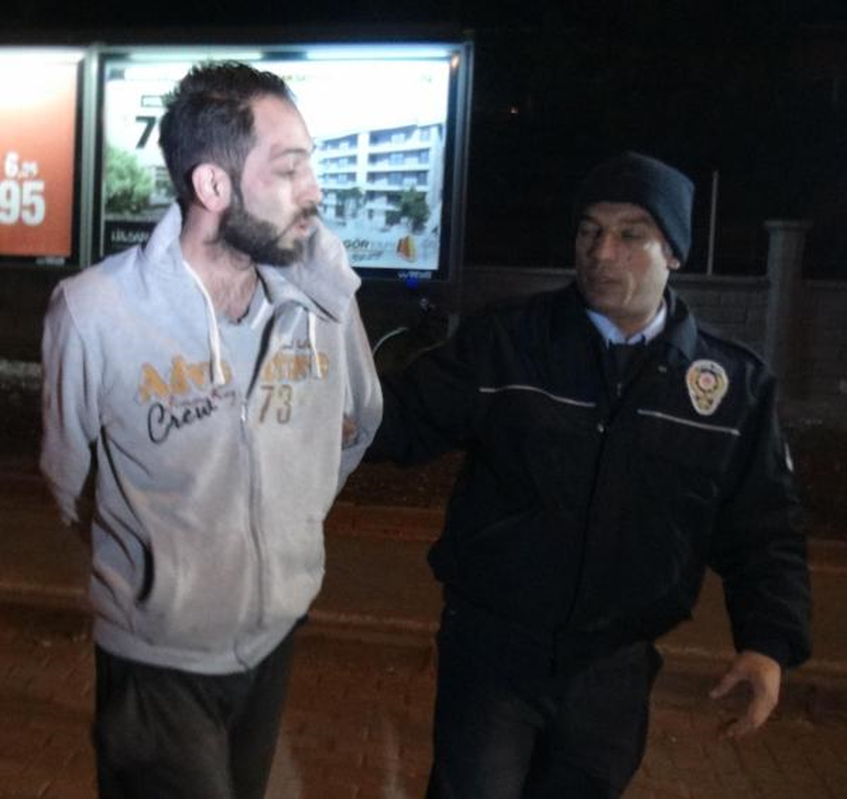 Polisten Kaçan Sürücünün Otomobilinde Uyuşturucu Bulundu