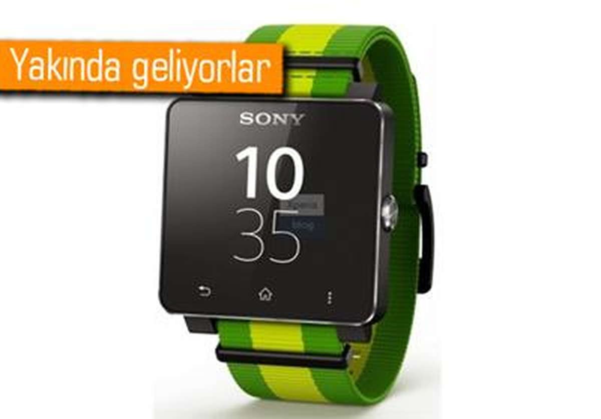 Sony Smartwatch 2\'nin FIFA ve Gümüş Metal Versiyonları Yolda