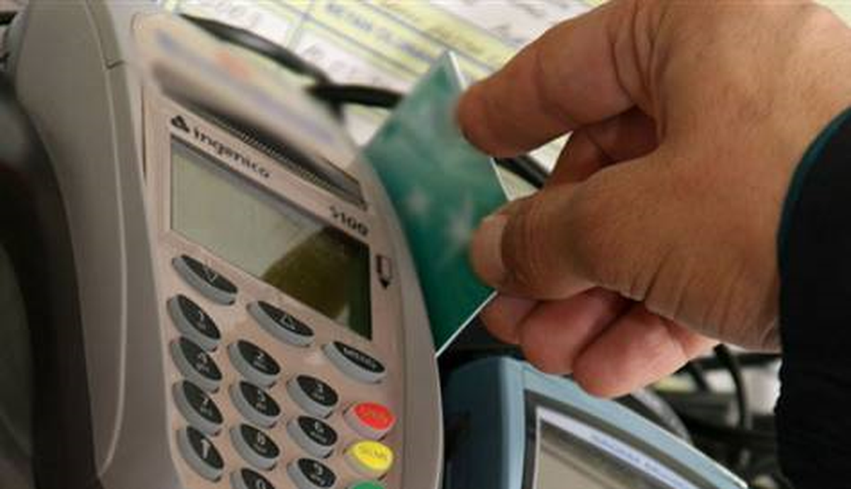Tüketiciler 2013\'te Kredi Kartlarıyla En Fazla Harcamayı Marketlerde Yaptı"