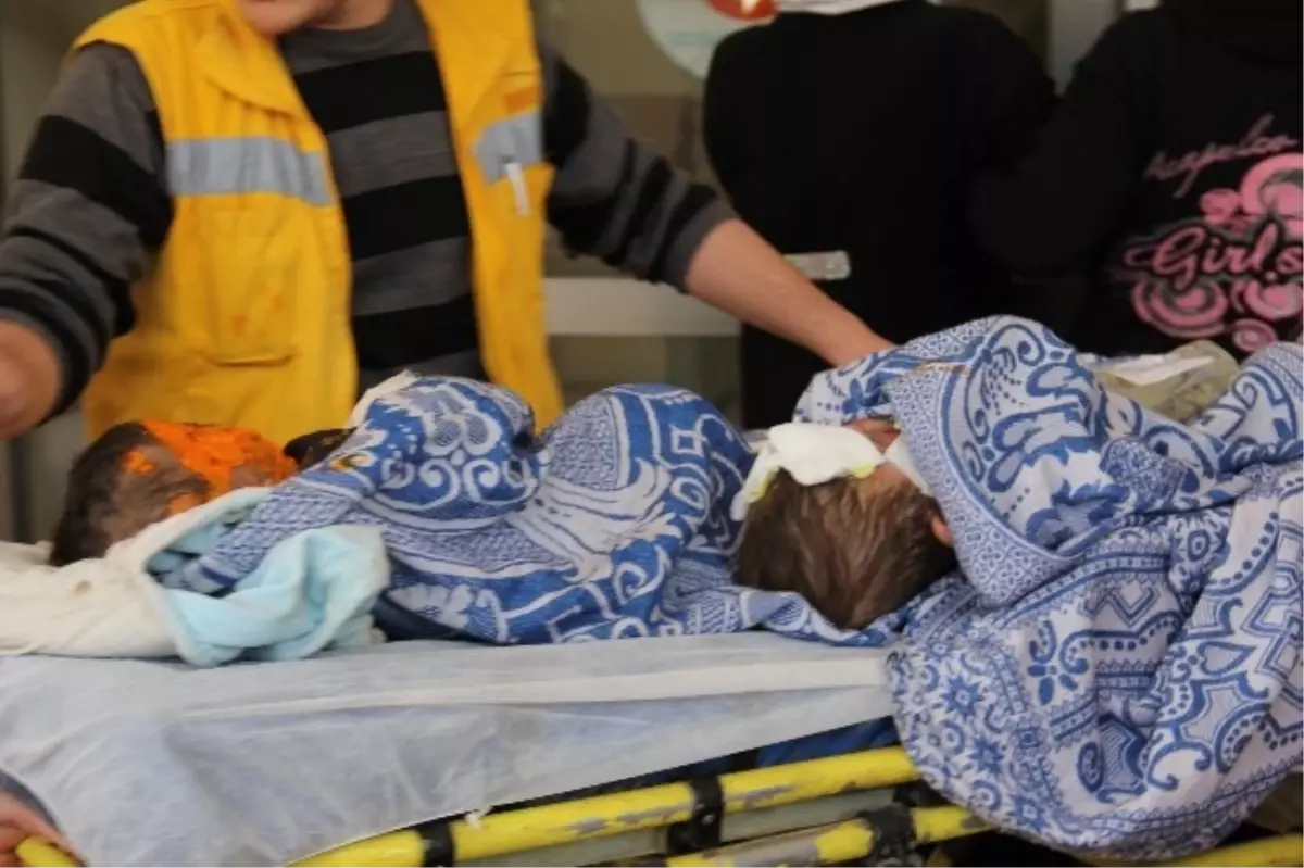 Yaralı 3 Suriyeli Tedavi İçin Şanlıurfa\'ya Getirildi