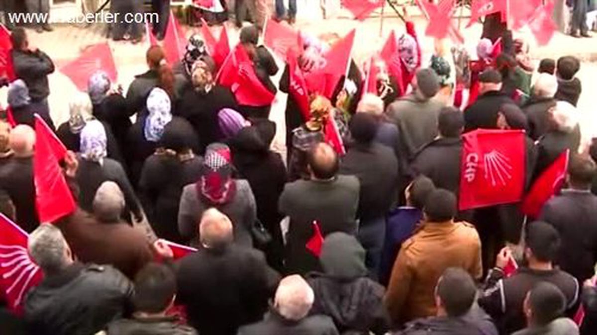 Yaşlı Adam, CHP\'li Özcan\'dan Hamam İstedi