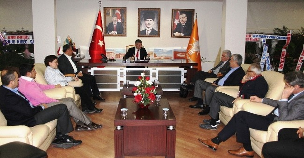 Yeni: "Hasta Adam İyileşti Ayağa Kalktı"