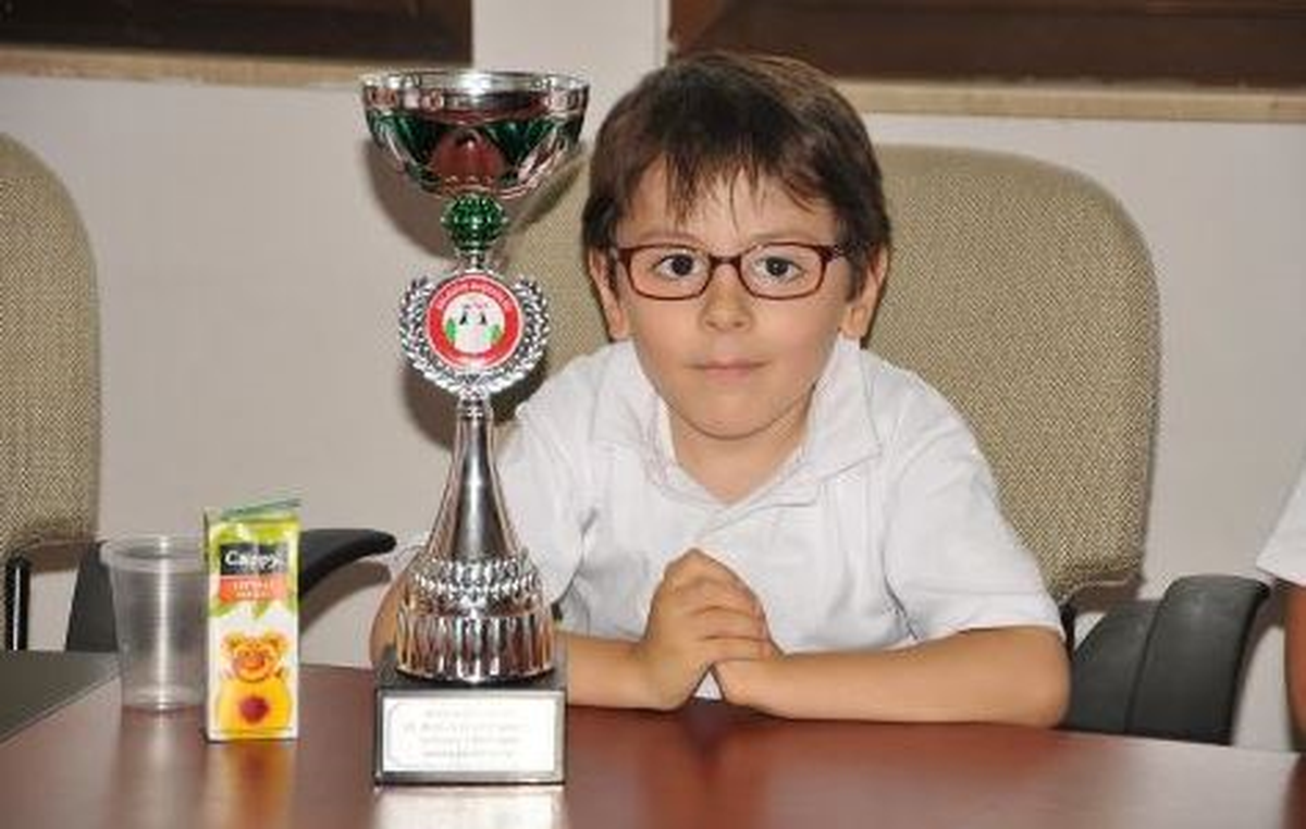 Milas\'ta 7 Yaşında Milli Takıma Girdi